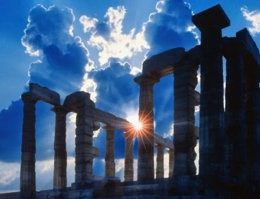 CNBC: Κίνδυνος για τη χρηματοδότηση της Ελλάδας καθώς οι μεταρρυθμίσεις καθυστερούν